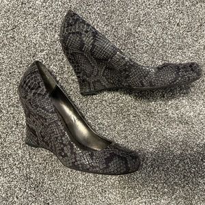 a.n.a. Snakeskin Patterned Wedge Heels. Size 9.5